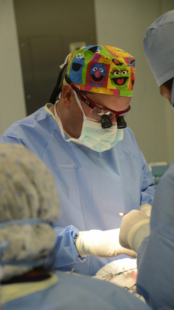 Dr. José Luis Cadena S.